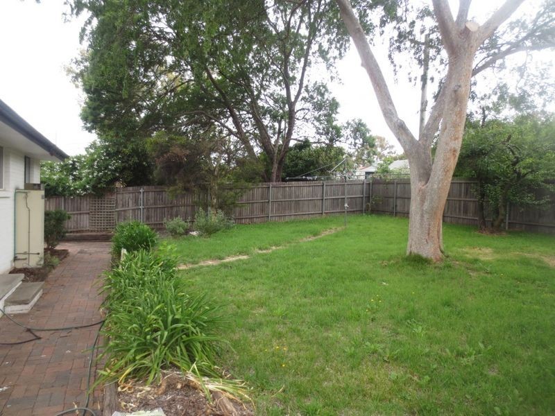 28 Gluyas Street, Farrer ACT 2607