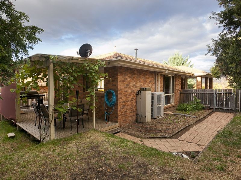 10A Hickenbotham Street, Gordon ACT 2906