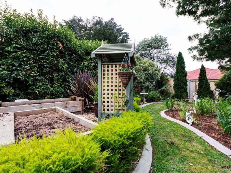 14 Pennington Crescent, Calwell ACT 2905
