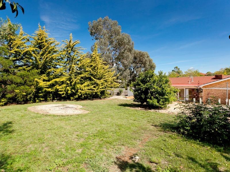 44 Fingleton Crescent, Gordon ACT 2906