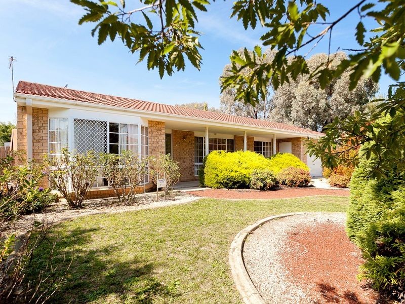 44 Fingleton Crescent, Gordon ACT 2906