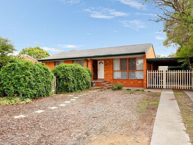 7 Gunning Place, Kambah ACT 2902