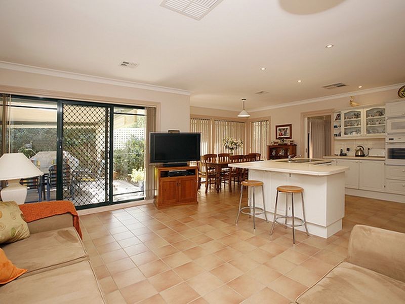 31 Fingleton Crescent, Gordon ACT 2906