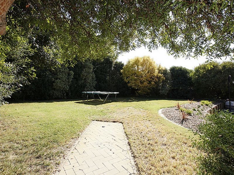 31 Fingleton Crescent, Gordon ACT 2906