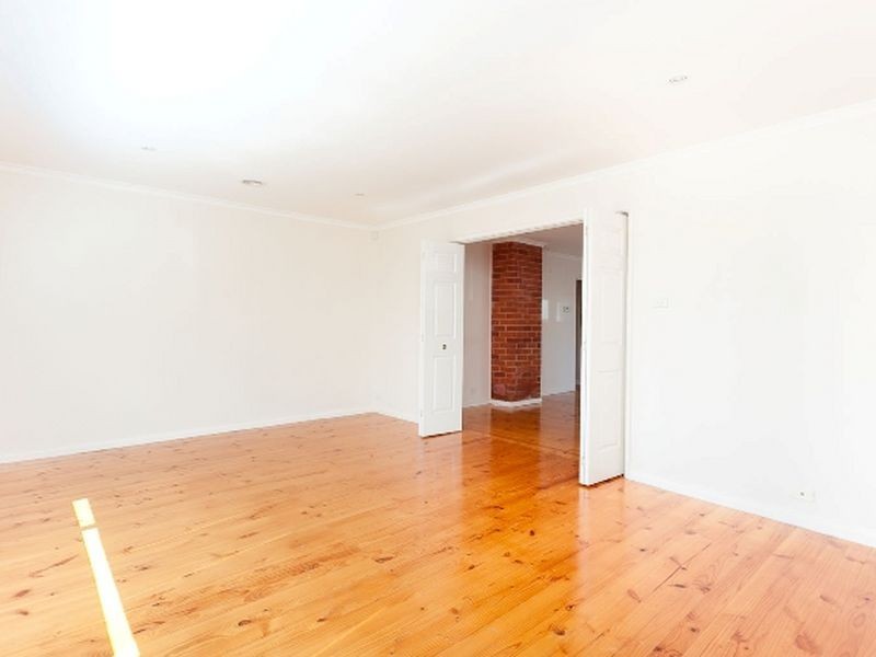 8 Beedham Place, Lyons ACT 2606