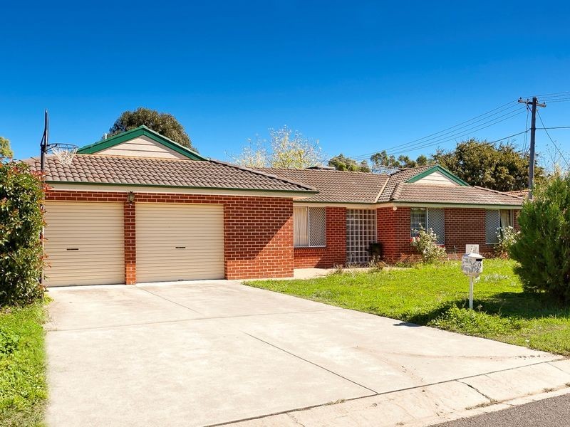 9 Ahern Place, Monash ACT 2904