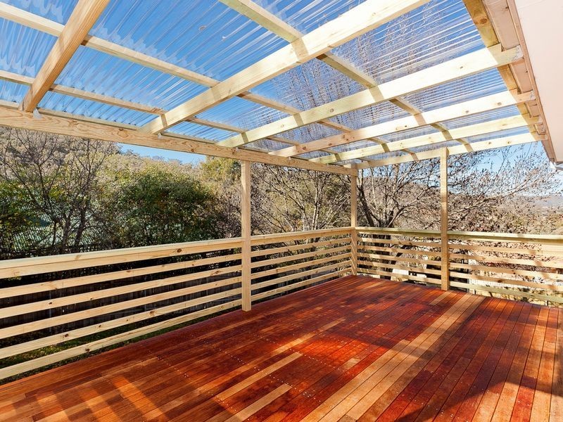 9 Hilton Close, Fadden ACT 2904