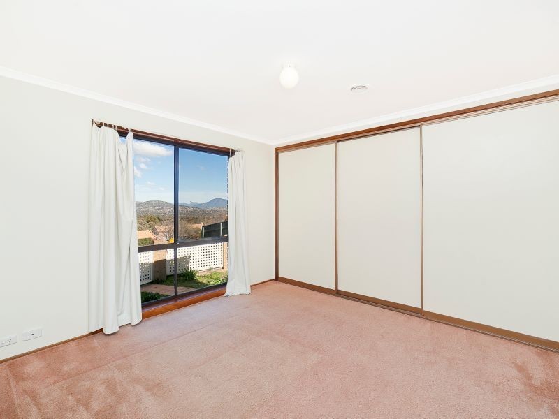 9 Hilton Close, Fadden ACT 2904