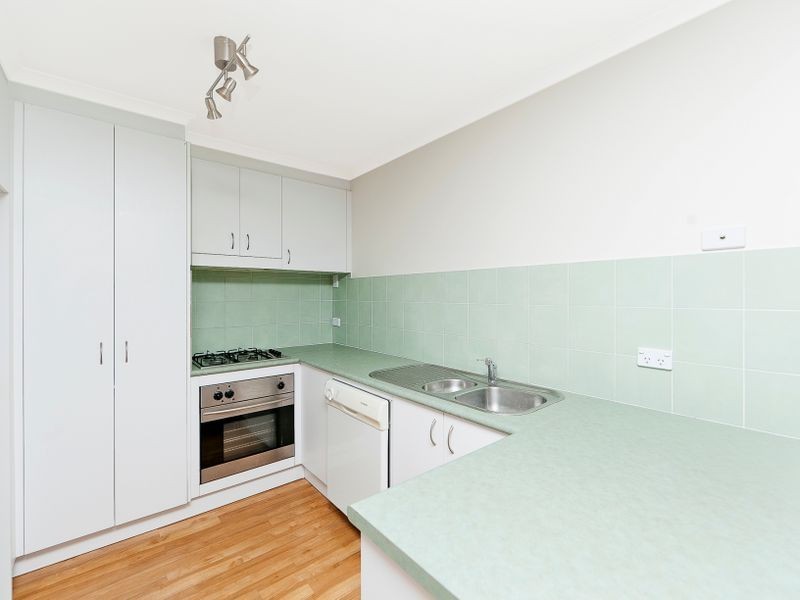 5/9 Oxenham Circuit, Gordon ACT 2906