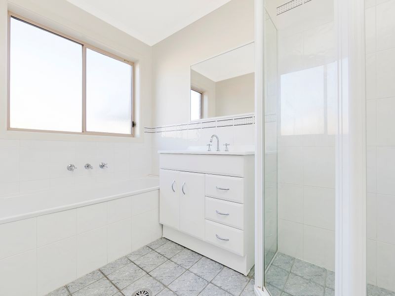 5/9 Oxenham Circuit, Gordon ACT 2906