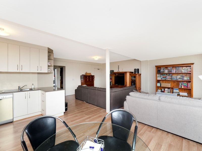 18/6 Heard Street, Mawson ACT 2607