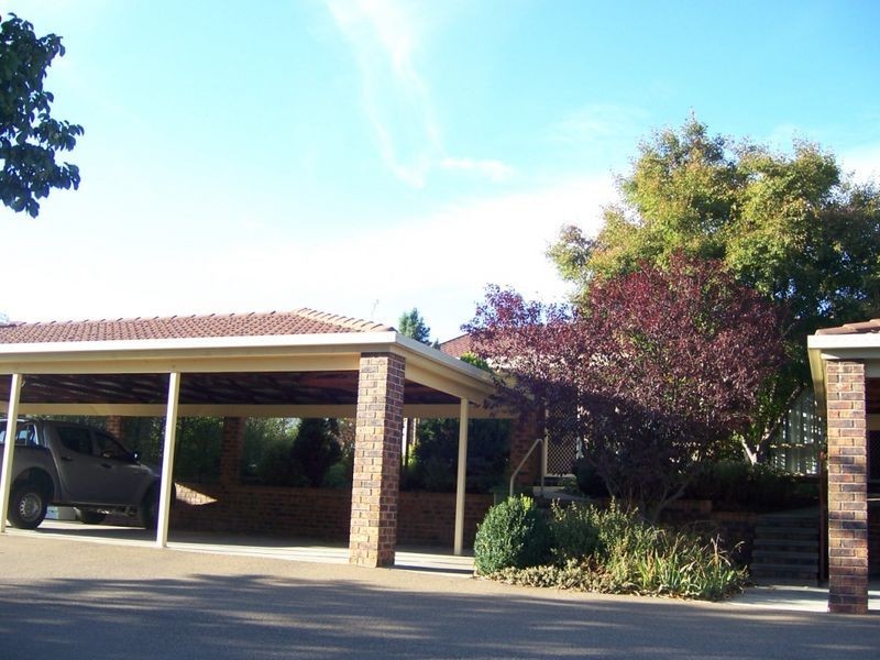 18/27 Elm Way, Jerrabomberra NSW 2619