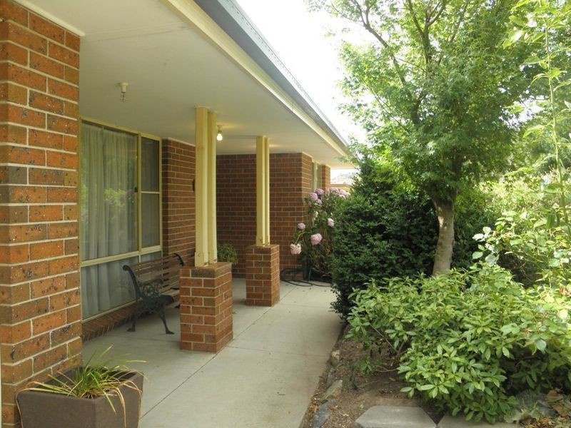 6 Hacke Place, Conder ACT 2906