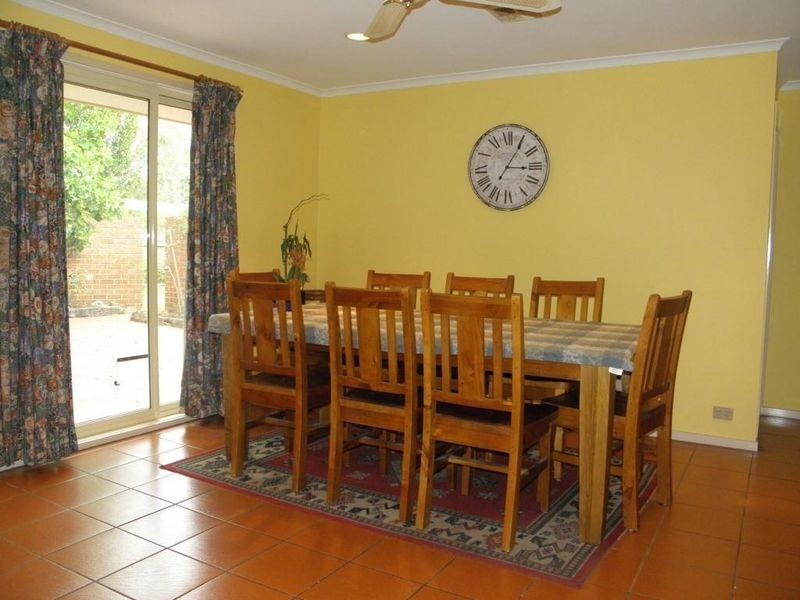 6 Hacke Place, Conder ACT 2906