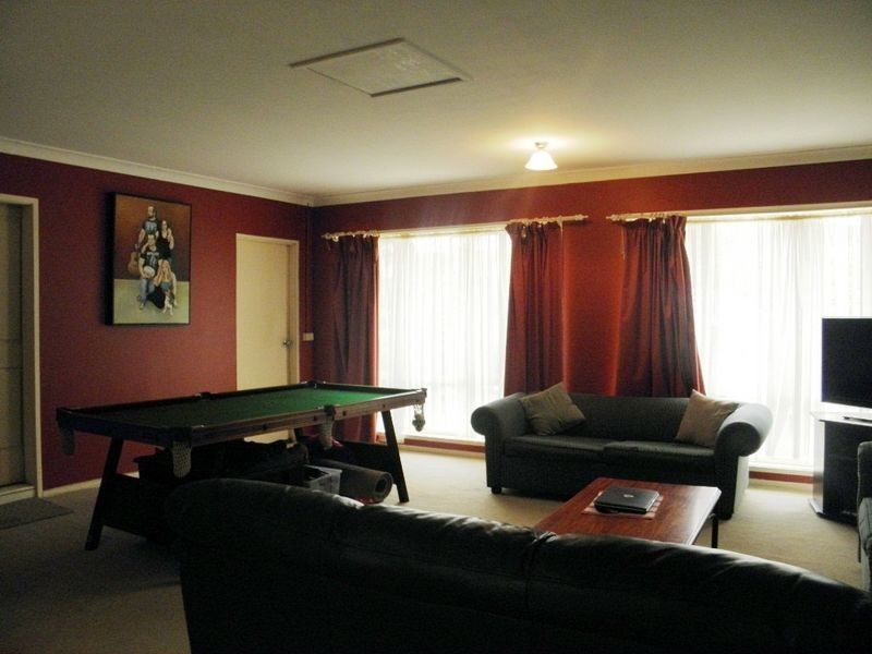 6 Hacke Place, Conder ACT 2906