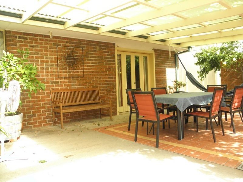 6 Hacke Place, Conder ACT 2906