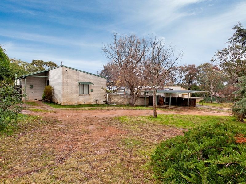 84 Fincham Crescent, Wanniassa ACT 2903