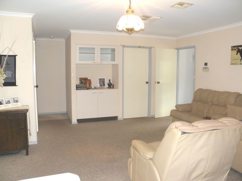 2 Wiburd Street, Banks ACT 2906