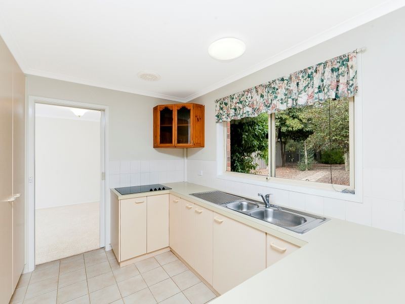 80 Casey Crescent, Calwell ACT 2905