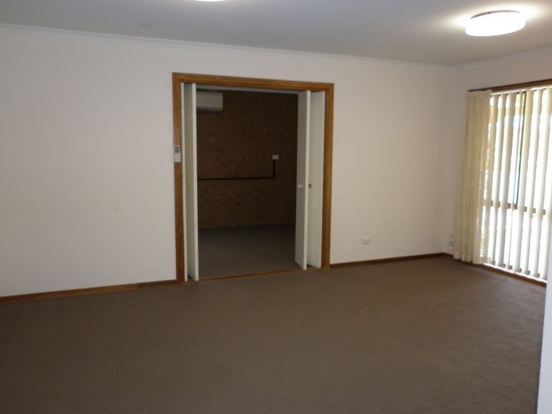 2/46 Bainbridge Close, Chisholm ACT 2905