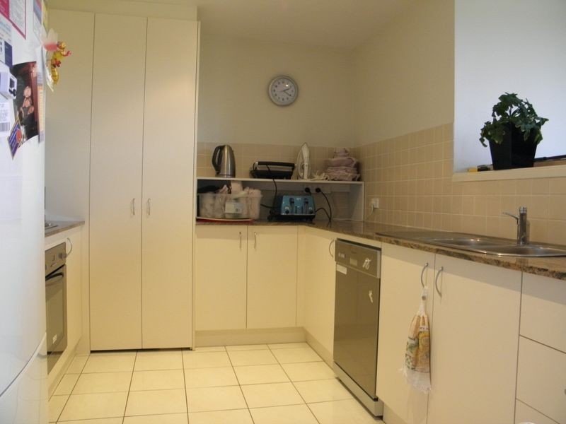 18/40 Eileen Good Street, Greenway ACT 2900