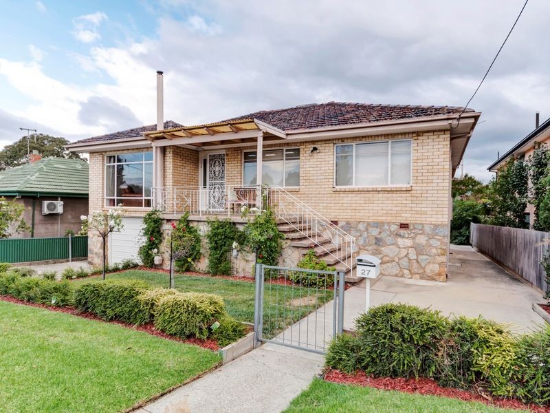 27 Kathleen Street, Queanbeyan NSW 2620