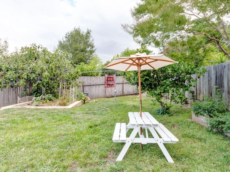 27 Kathleen Street, Queanbeyan NSW 2620