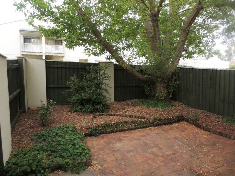 4/35 Tenison Woods Circuit, Bonython ACT 2905
