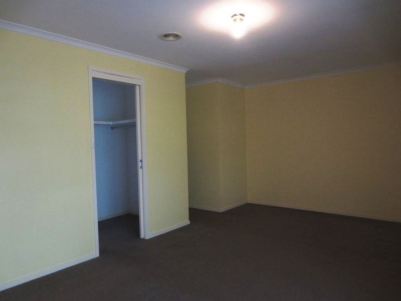 4/35 Tenison Woods Circuit, Bonython ACT 2905