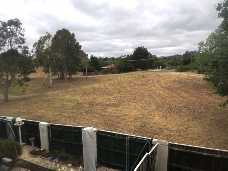 4/35 Tenison Woods Circuit, Bonython ACT 2905