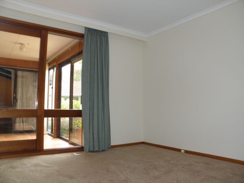33 Humble Court, Kambah ACT 2902