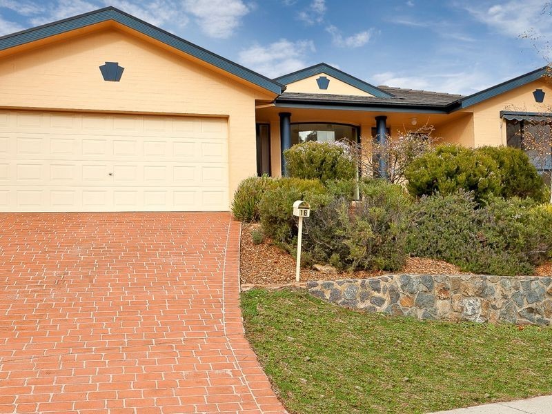 16 James Smith Circuit, Conder ACT 2906