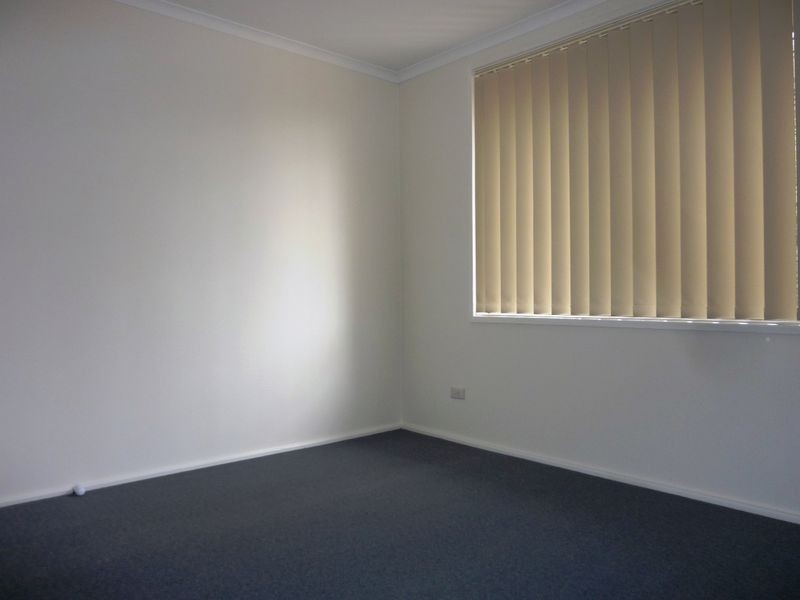 24 Illingworth Street, Wanniassa ACT 2903