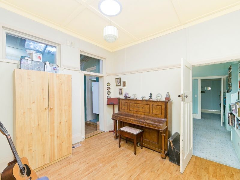 99 Crawford Street, Queanbeyan NSW 2620