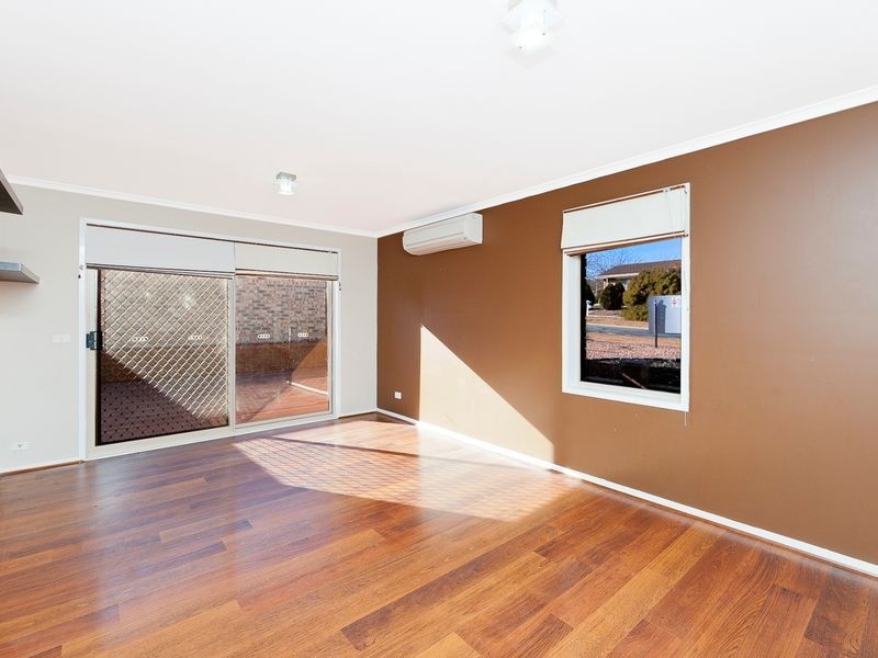 18 McLuckie Crescent, Banks ACT 2906