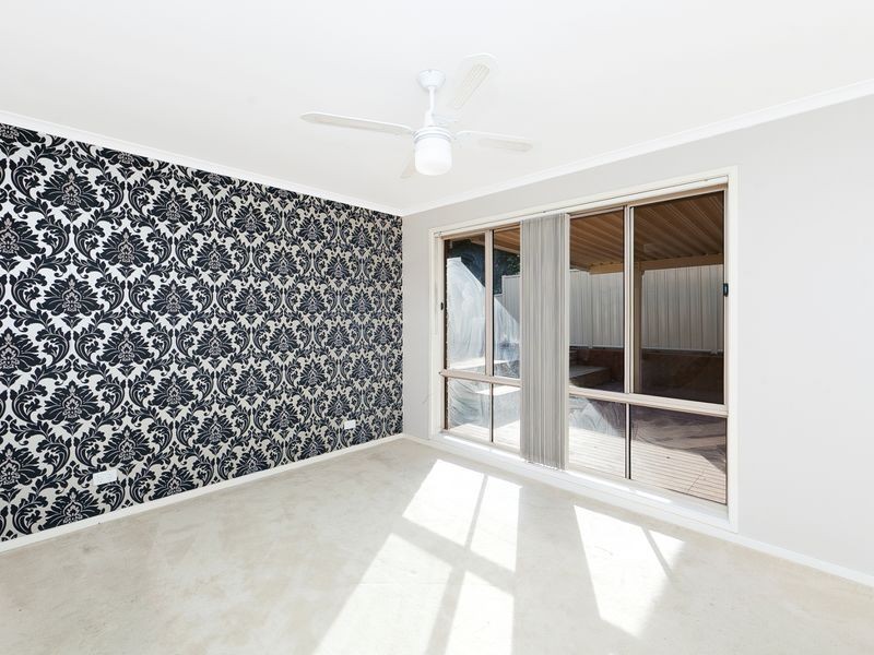 18 McLuckie Crescent, Banks ACT 2906
