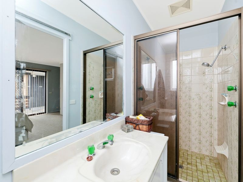 18 Buckley Circuit, Kambah ACT 2902