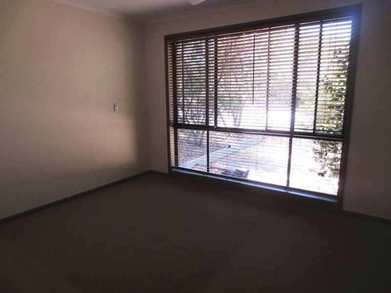 2 Gellatly Close, Gilmore ACT 2905