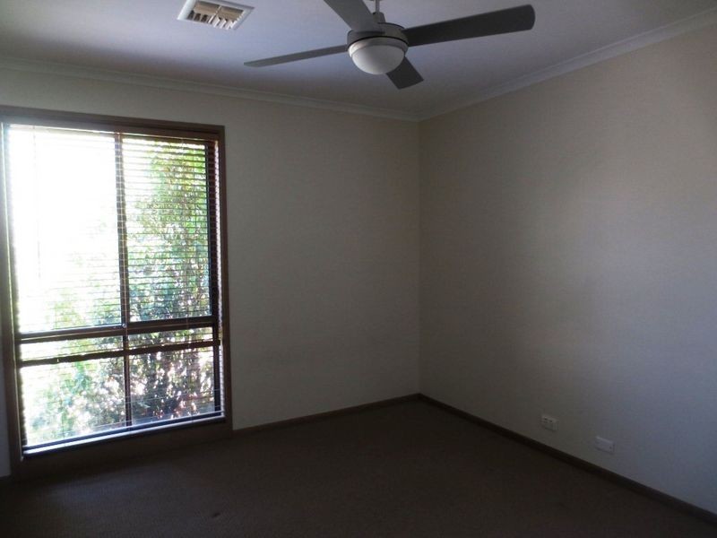 2 Gellatly Close, Gilmore ACT 2905