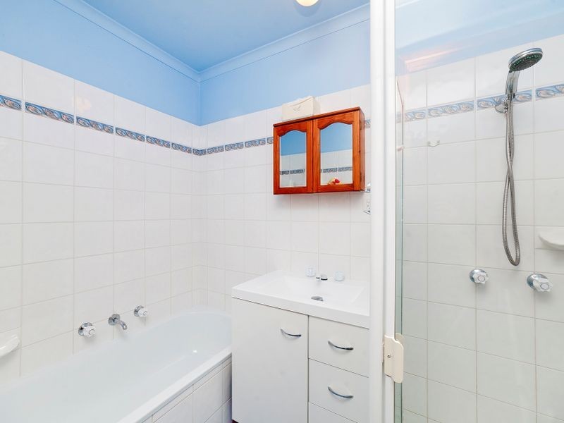 12 Bushby Close, Gordon ACT 2906