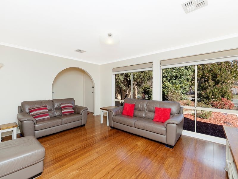 8 Abercrombie Circuit, Banks ACT 2906