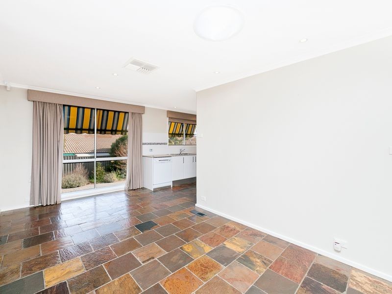 9 Degraves Crescent, Wanniassa ACT 2903