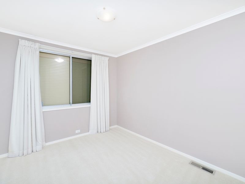 9 Degraves Crescent, Wanniassa ACT 2903