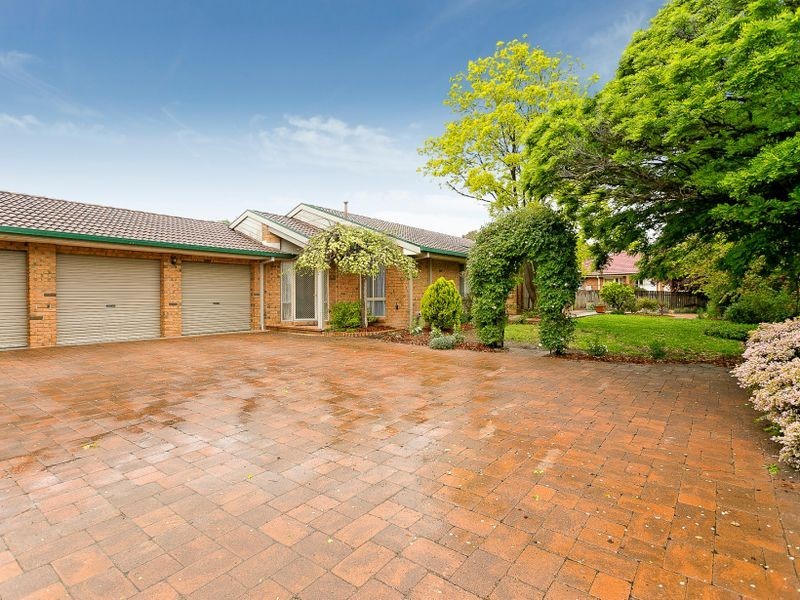 4 Towers Place, Gordon ACT 2906