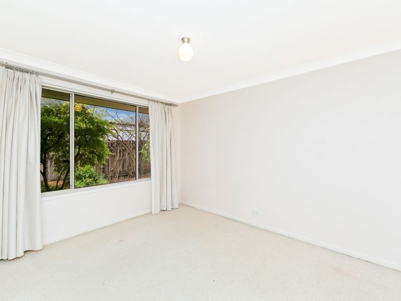 4 Towers Place, Gordon ACT 2906