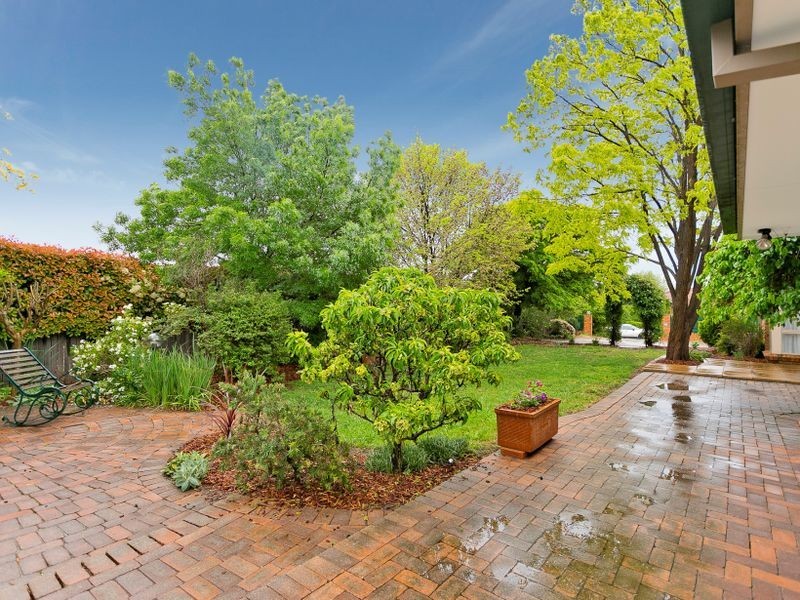4 Towers Place, Gordon ACT 2906