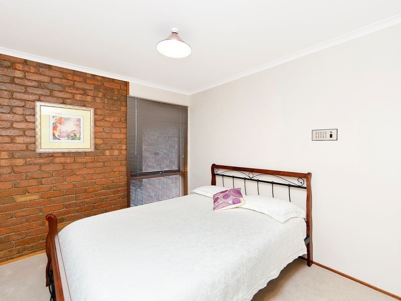 17 Fihelly Street, Fadden ACT 2904