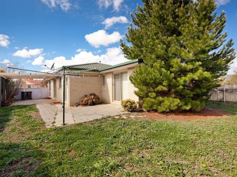 9 Polwarth Circuit, Dunlop ACT 2615