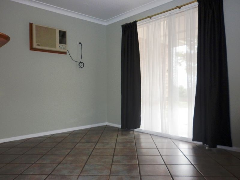 32A Bellchambers Crescent, Banks ACT 2906