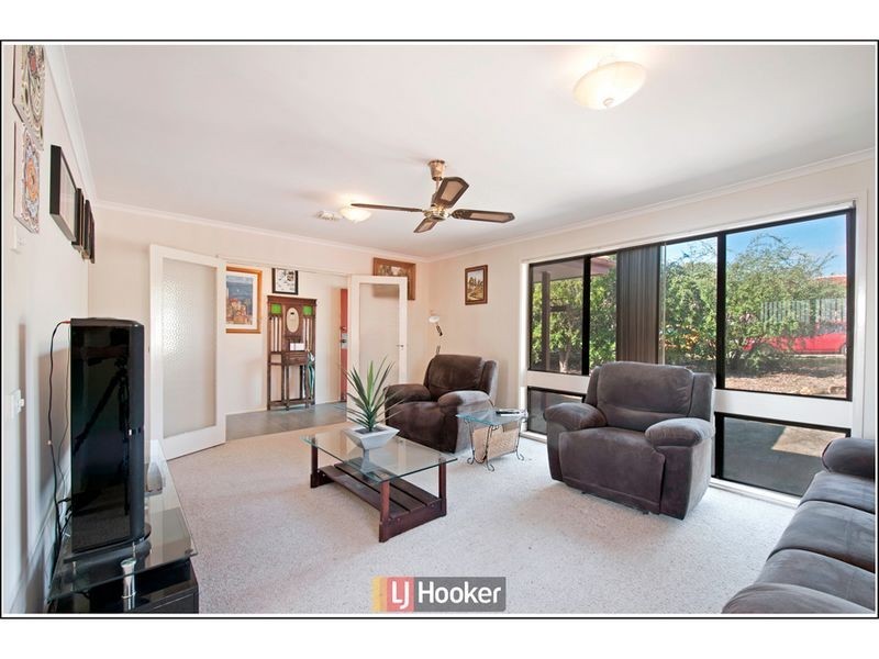 15 Foxall Street, Holder ACT 2611